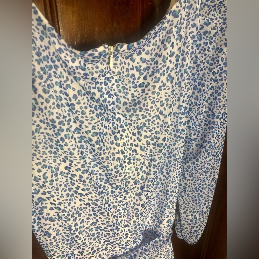 GORGEOUS 💙 NWT DKNY Leopard‎ Wrap Dress - Picture 5 of 9